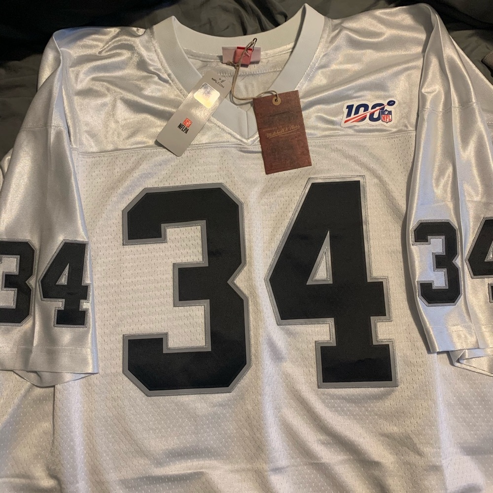 Oakland/Los Angeles Raiders Bo Jackson jersey